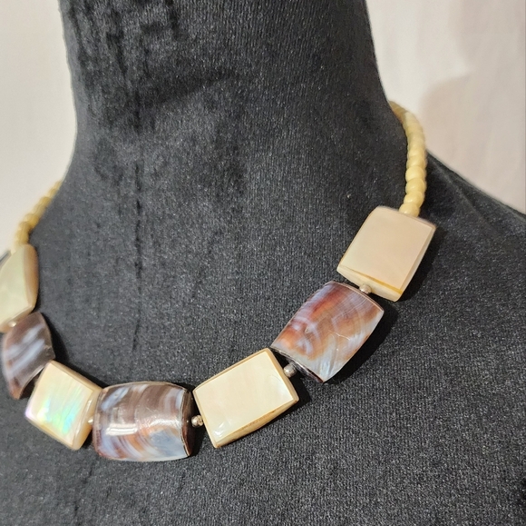 Rare 1950s Abalone and Mother-of-Pearl Geometric Necklace Mid-Century Modern - Picture 4 of 7